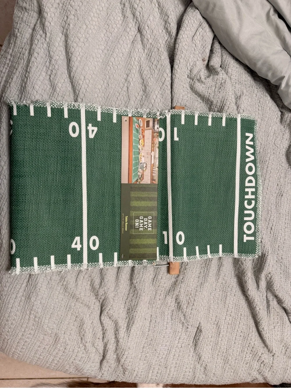 Target sporty woven